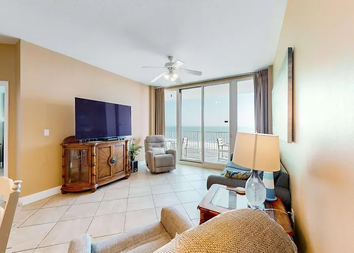 Holiday home Gulf-front W Shaded Balcony Ac Wifi & Shared Pools Hot Tubs & Gym