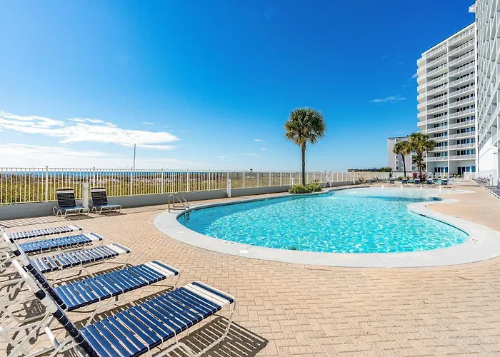 Gulf-front W Shaded Balcony Ac Wifi & Shared Pools Hot Tubs & Gym Holiday home Gulf Shores